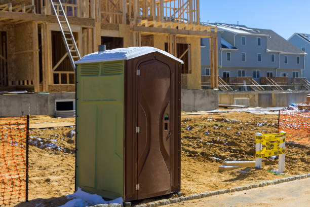 Best Portable bathroom rental  in Middletown, IN